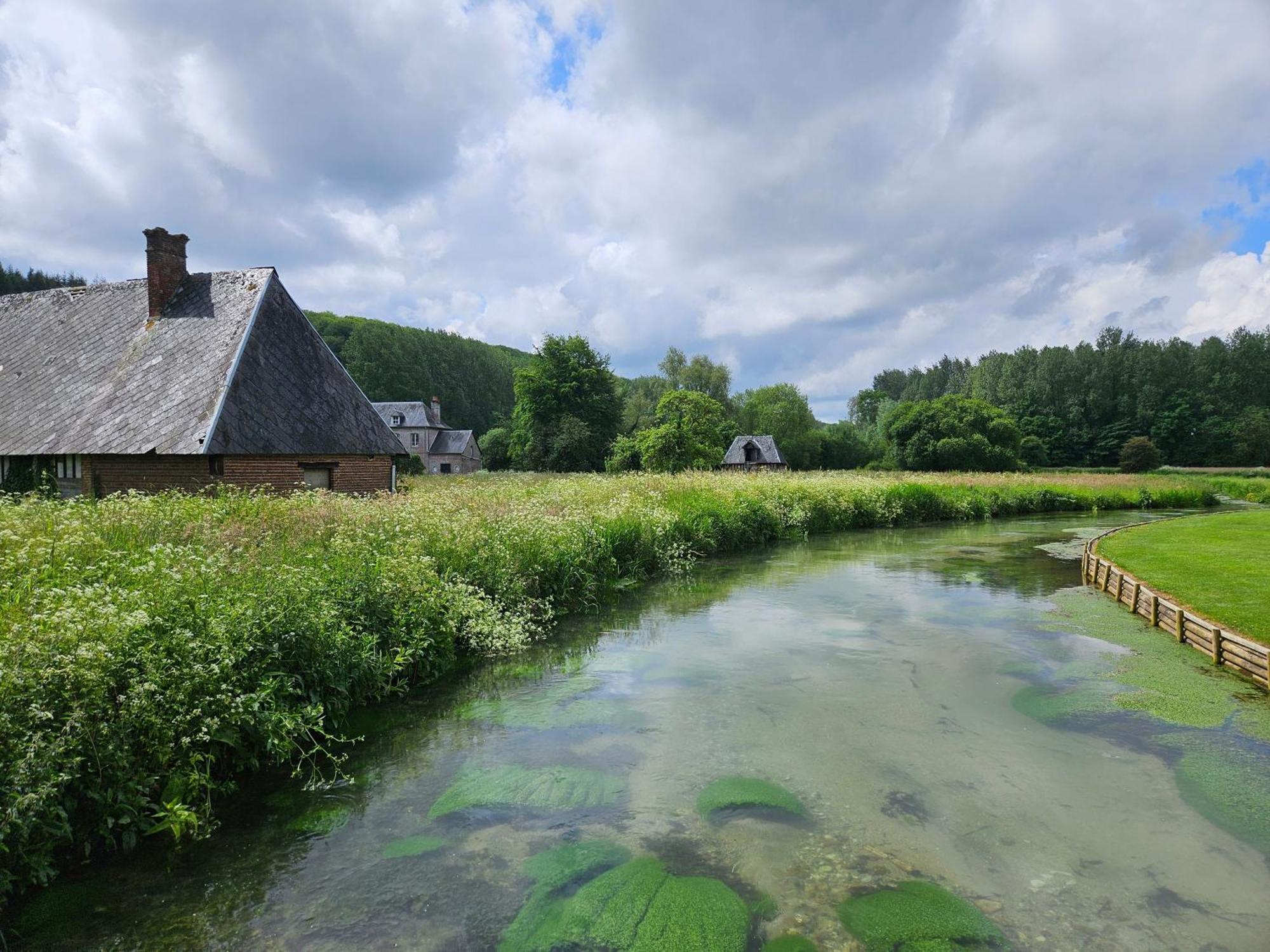Gites 4,6 Personnes Fecamp Etretat Colleville Bagian luar foto